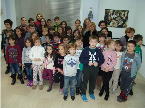 Министър Клисарова гостува на коледното тържество в българското училище в Солун